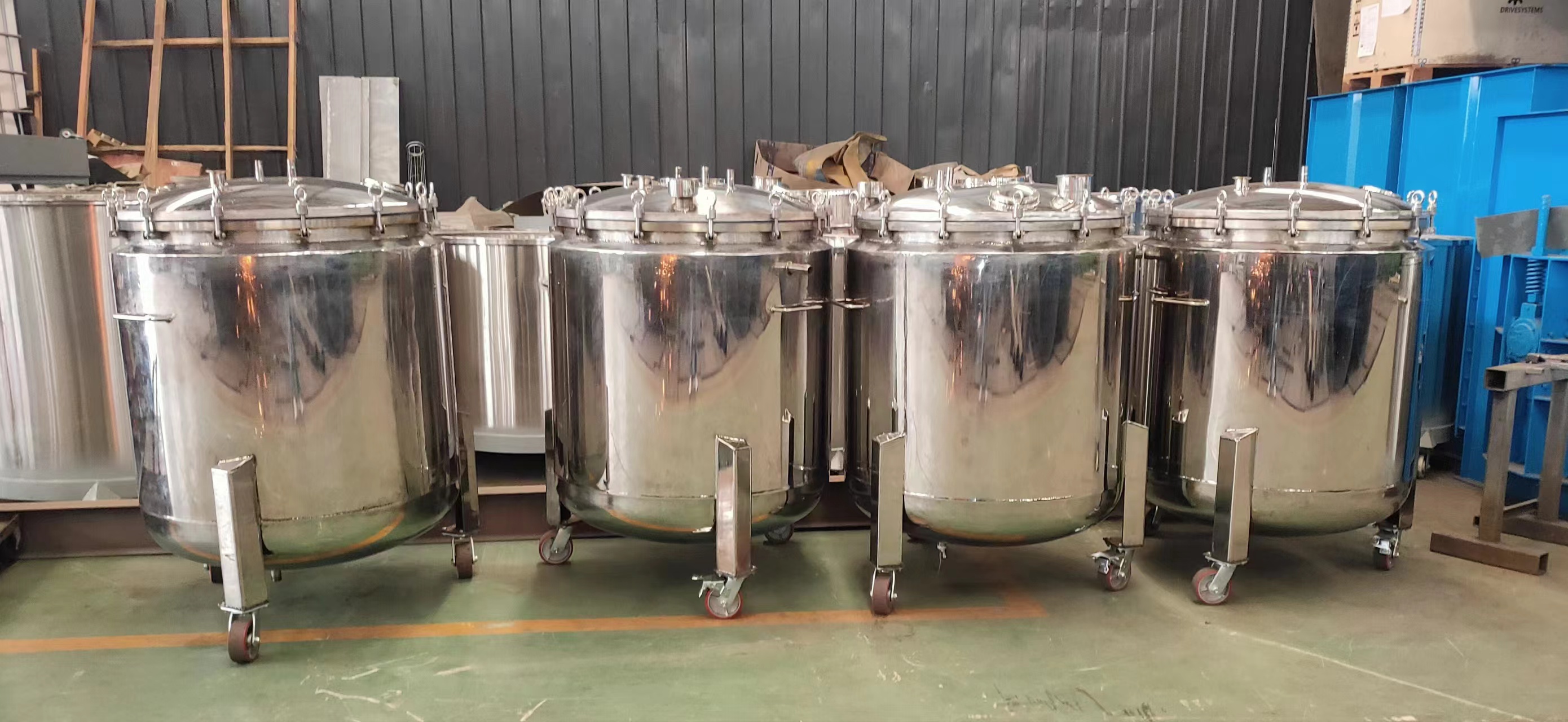 加氫反應(yīng)釜應(yīng)用范圍及結(jié)構(gòu)特點(diǎn) 加氫反應(yīng)釜應(yīng)用范圍及結(jié)構(gòu)特點(diǎn)